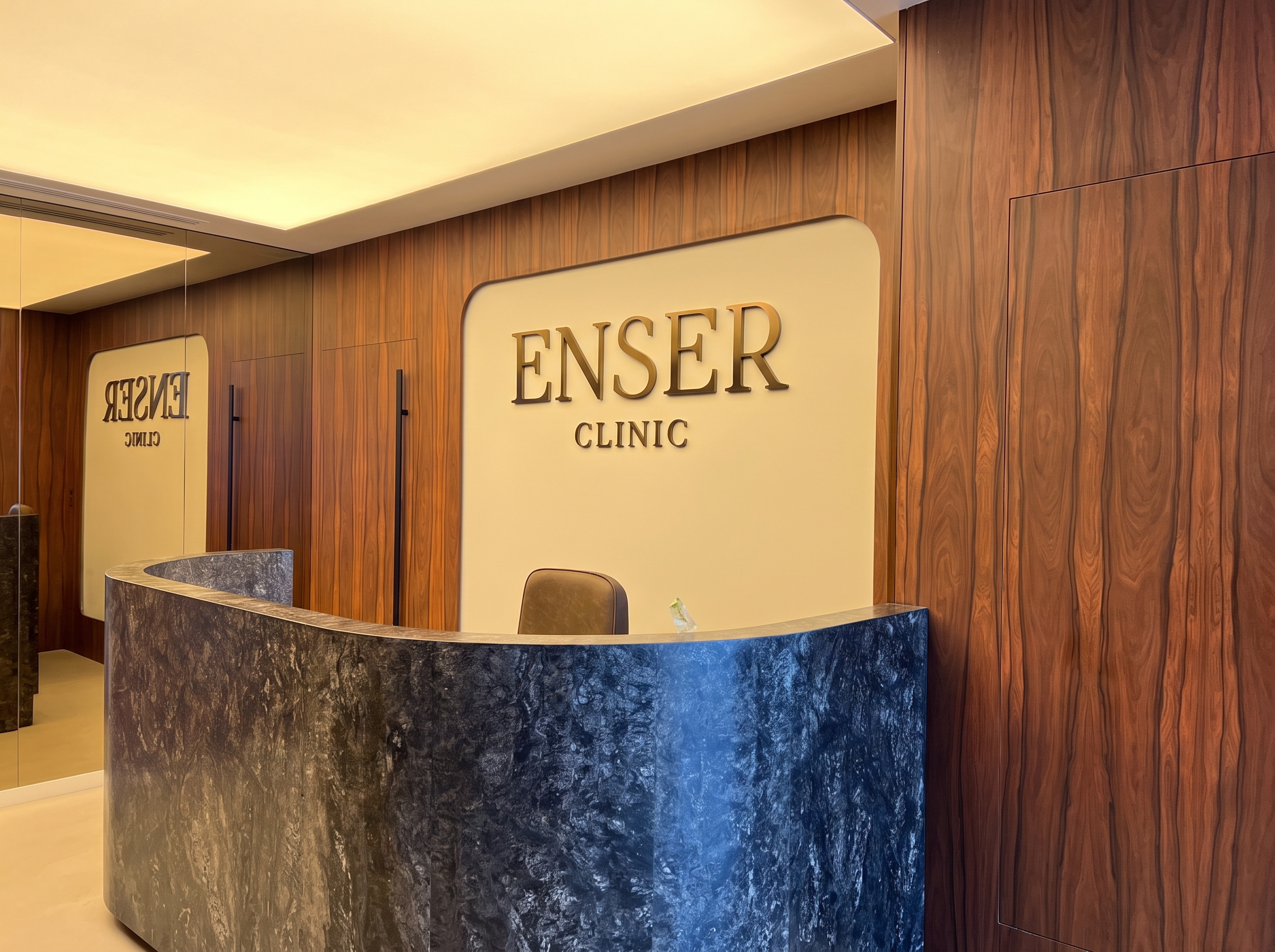 Recepção da Enser Clinic, clínica onde o Dr. Ícaro atende nos Jardins